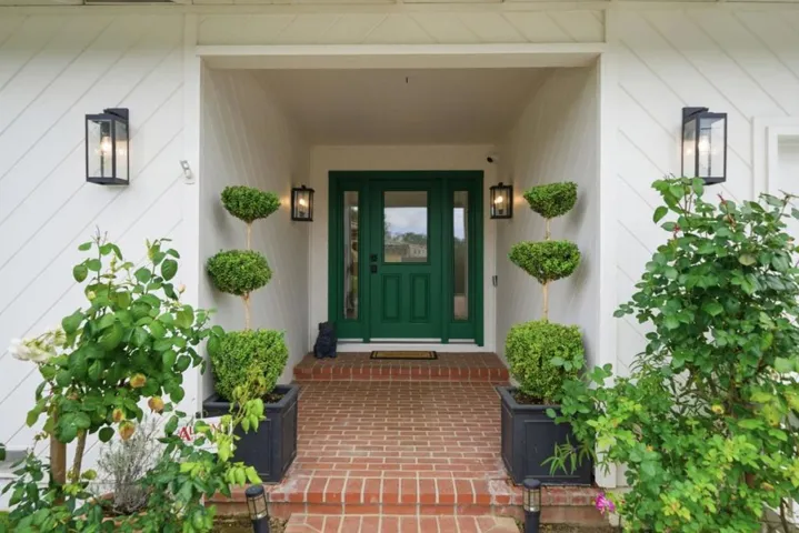 17660 Vista Avenue, Monte Sereno, California 95030