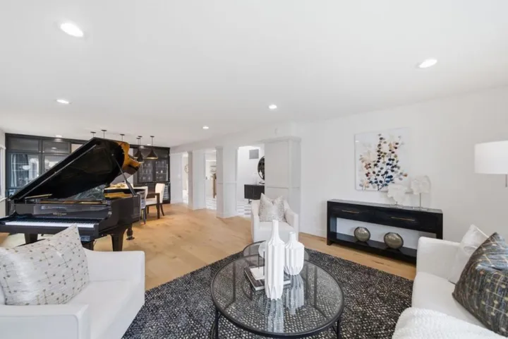 17660 Vista Avenue, Monte Sereno, California 95030