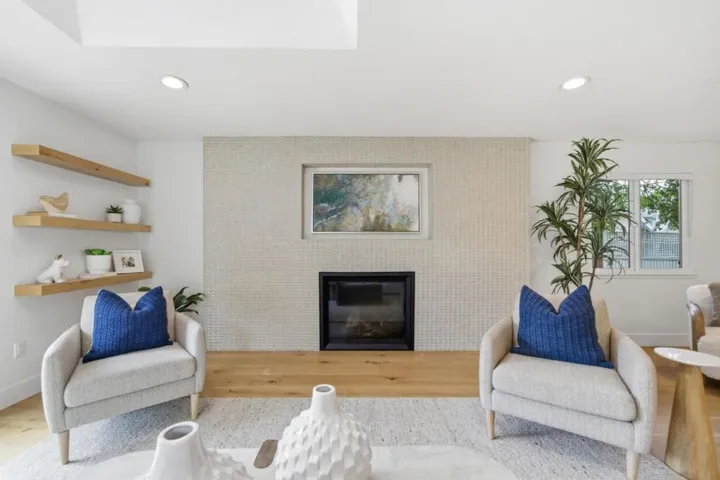 17660 Vista Avenue, Monte Sereno, California 95030
