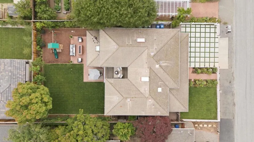 17660 Vista Avenue, Monte Sereno, California 95030