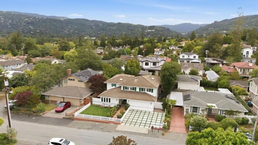 17660 Vista Avenue, Monte Sereno, California 95030