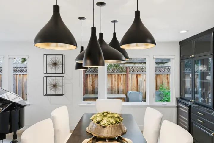 17660 Vista Avenue, Monte Sereno, California 95030