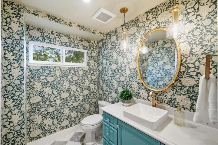 17660 Vista Avenue, Monte Sereno, California 95030