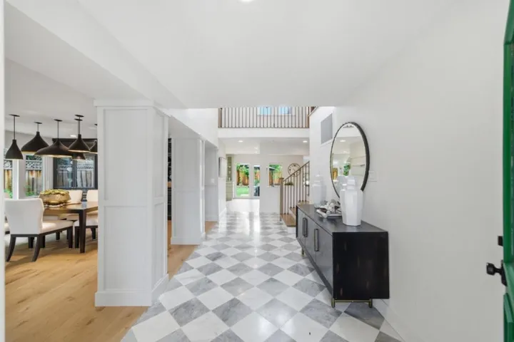 17660 Vista Avenue, Monte Sereno, California 95030