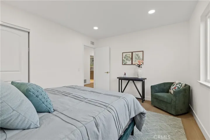 10276 Falcon, Fountain Valley, California 92708