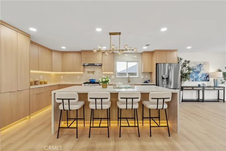 10276 Falcon, Fountain Valley, California 92708