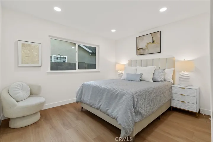 10276 Falcon, Fountain Valley, California 92708