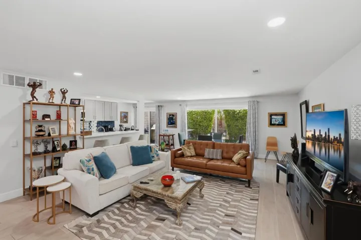 13-Living Room