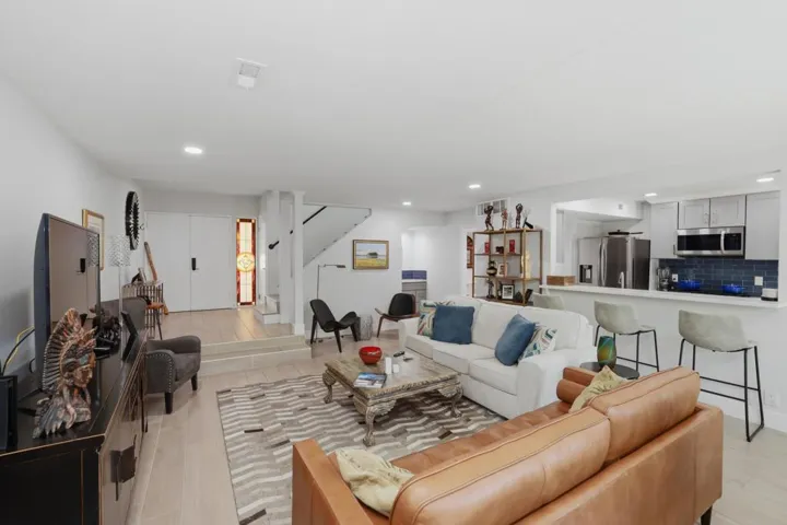 16-Living Room