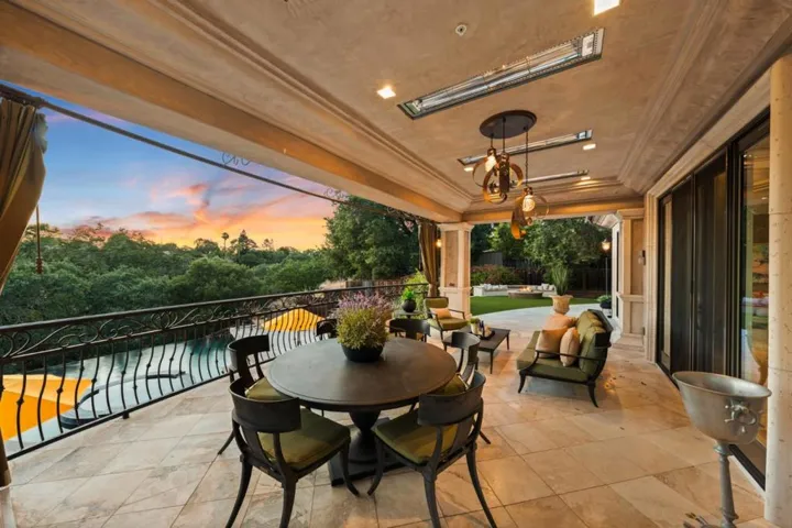 15301 Robin Anne Lane, Monte Sereno, California 95030
