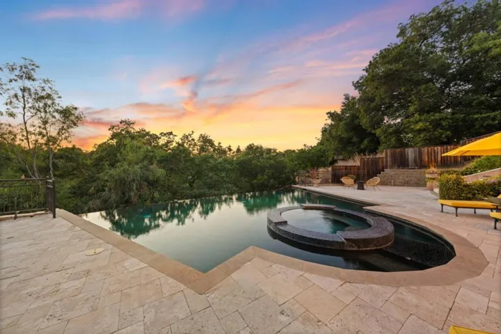 15301 Robin Anne Lane, Monte Sereno, California 95030