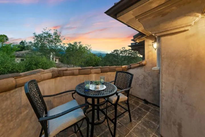 15301 Robin Anne Lane, Monte Sereno, California 95030