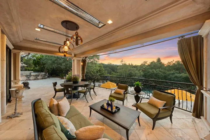 15301 Robin Anne Lane, Monte Sereno, California 95030