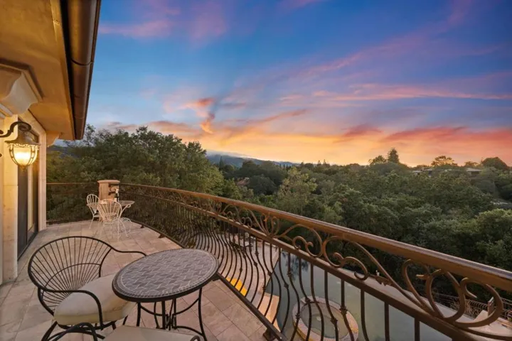 15301 Robin Anne Lane, Monte Sereno, California 95030