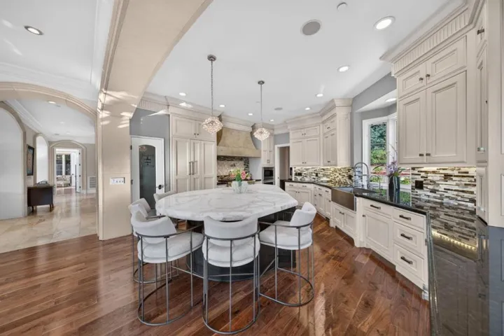 15301 Robin Anne Lane, Monte Sereno, California 95030