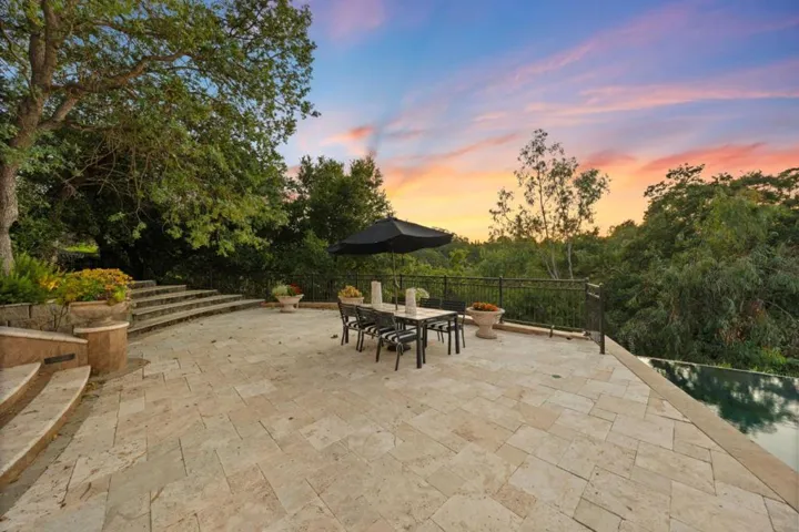 15301 Robin Anne Lane, Monte Sereno, California 95030
