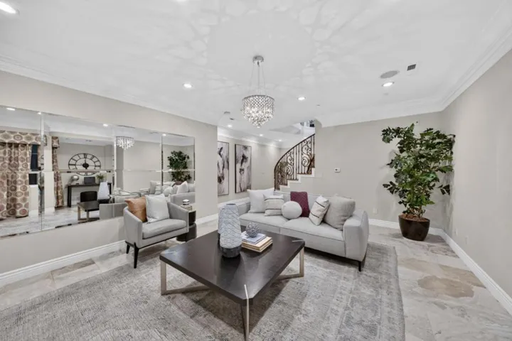 15301 Robin Anne Lane, Monte Sereno, California 95030
