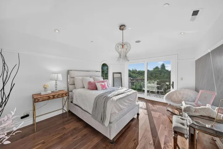 15301 Robin Anne Lane, Monte Sereno, California 95030