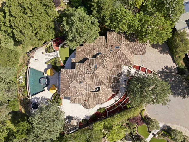 15301 Robin Anne Lane, Monte Sereno, California 95030