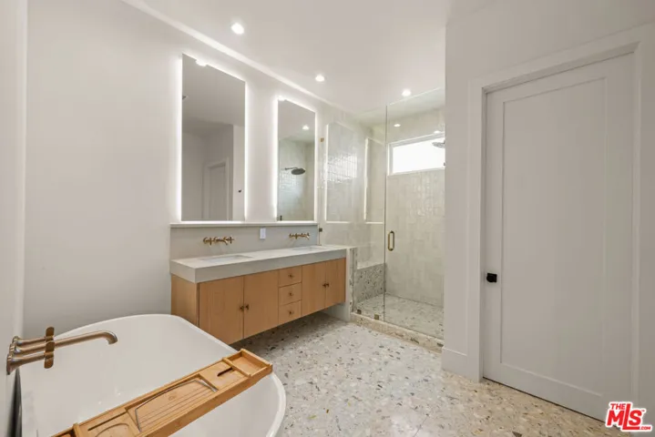 4508 Vesper Avenue, Sherman Oaks, California 91403