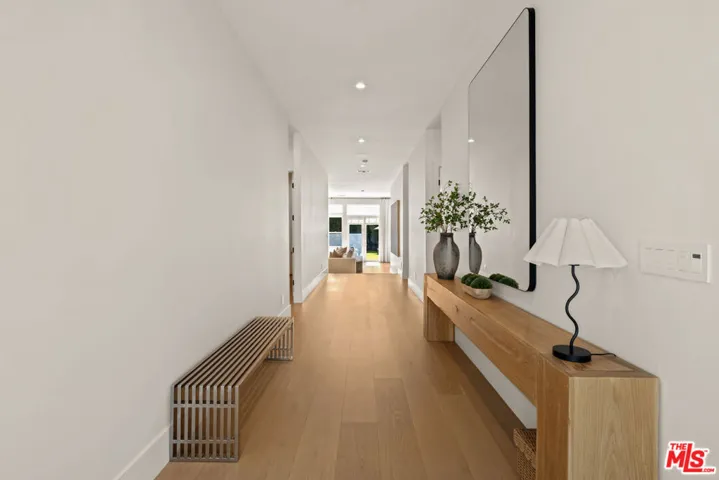 4508 Vesper Avenue, Sherman Oaks, California 91403