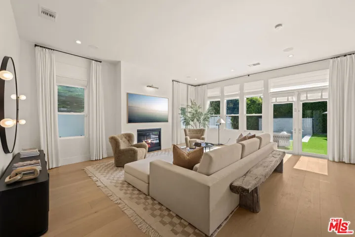 4508 Vesper Avenue, Sherman Oaks, California 91403