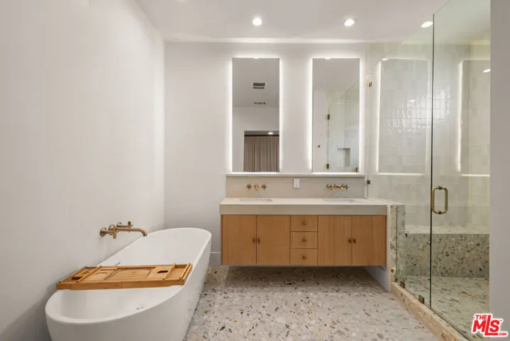 4508 Vesper Avenue, Sherman Oaks, California 91403