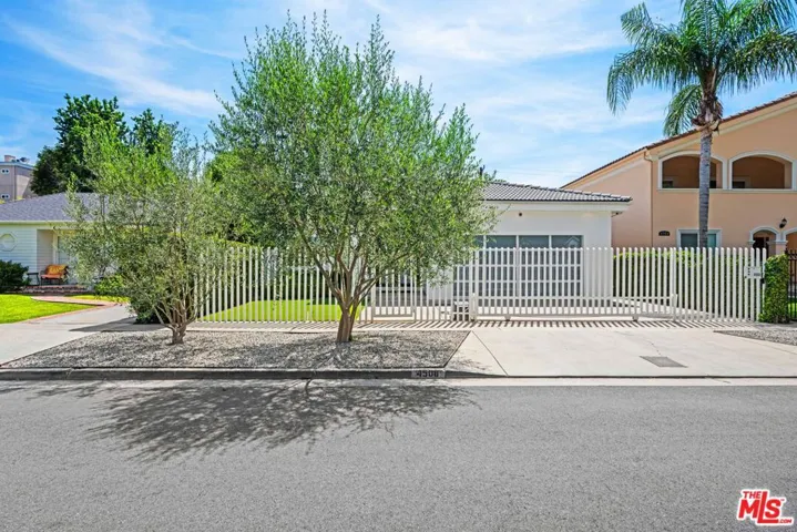 4508 Vesper Avenue, Sherman Oaks, California 91403