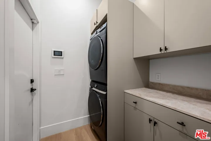 4508 Vesper Avenue, Sherman Oaks, California 91403