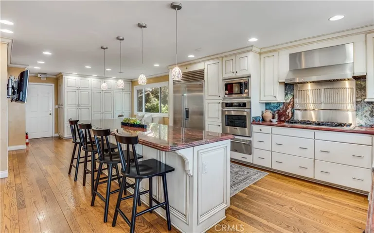 28049 Lobrook, Rancho Palos Verdes, California 90275