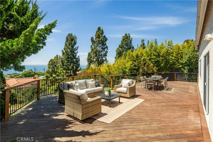 28049 Lobrook, Rancho Palos Verdes, California 90275