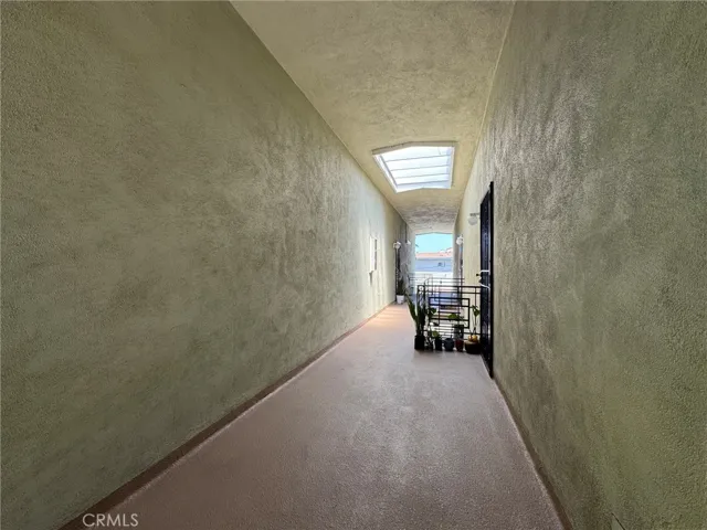 11966 Oxford Avenue, Hawthorne, California 90250