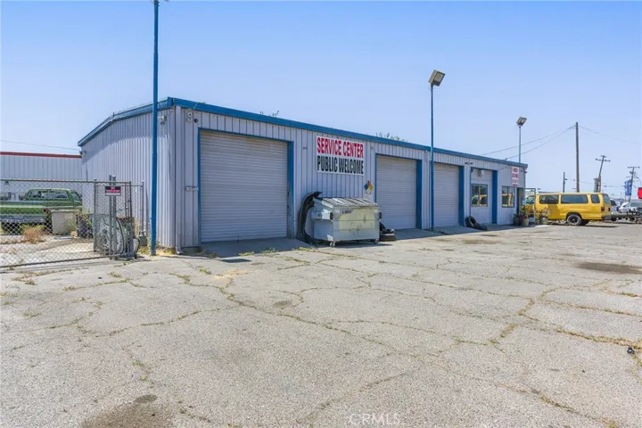 1450 W Main, Merced, California 95340