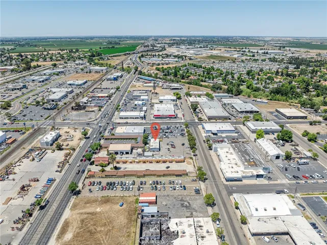 1450 W Main, Merced, California 95340