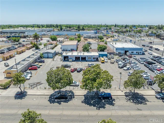 1450 W Main, Merced, California 95340