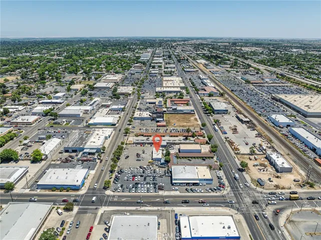 1450 W Main, Merced, California 95340