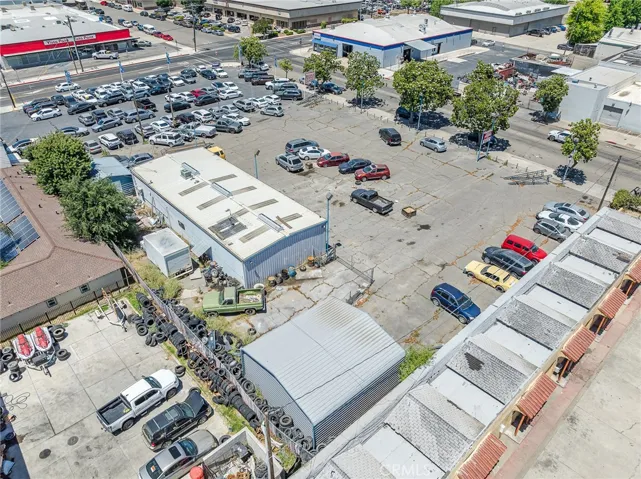 1450 W Main, Merced, California 95340