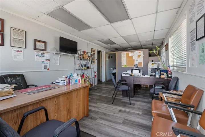 1450 W Main, Merced, California 95340