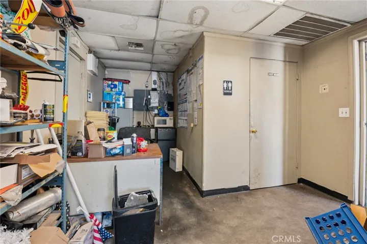 1450 W Main, Merced, California 95340
