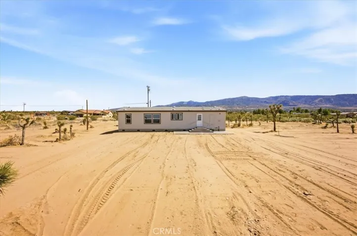 1646 Goss Road, Pinon Hills, California 92372