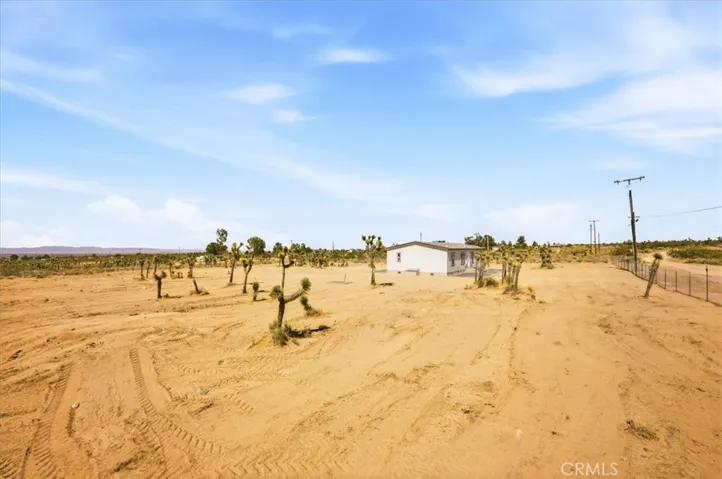 1646 Goss Road, Pinon Hills, California 92372