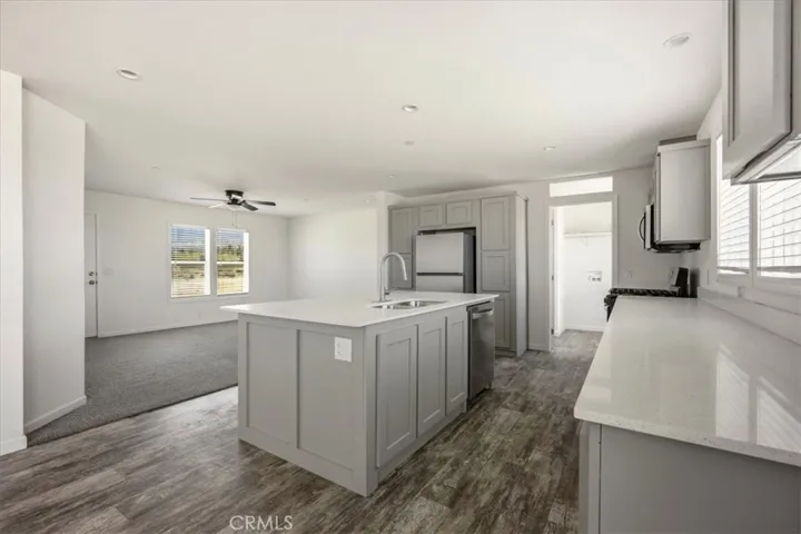 1646 Goss Road, Pinon Hills, California 92372