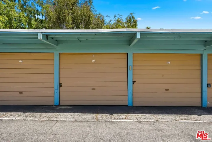 5314 1/2 Village, Los Angeles, California 90016