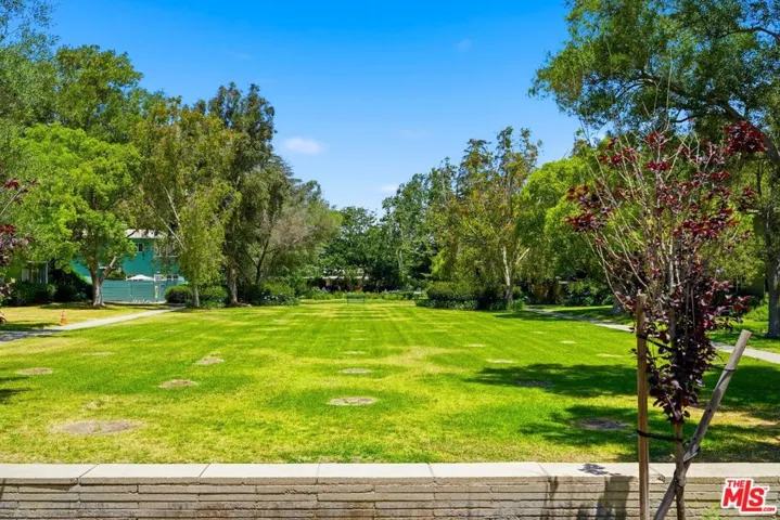 5314 1/2 Village, Los Angeles, California 90016