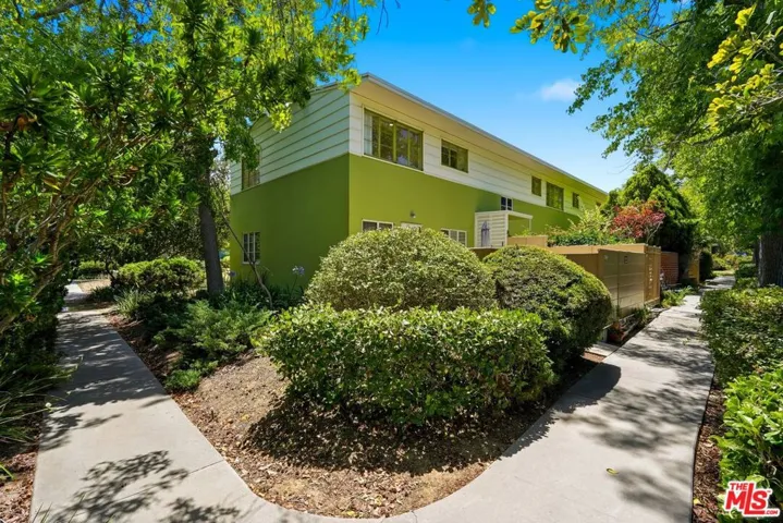 5314 1/2 Village, Los Angeles, California 90016