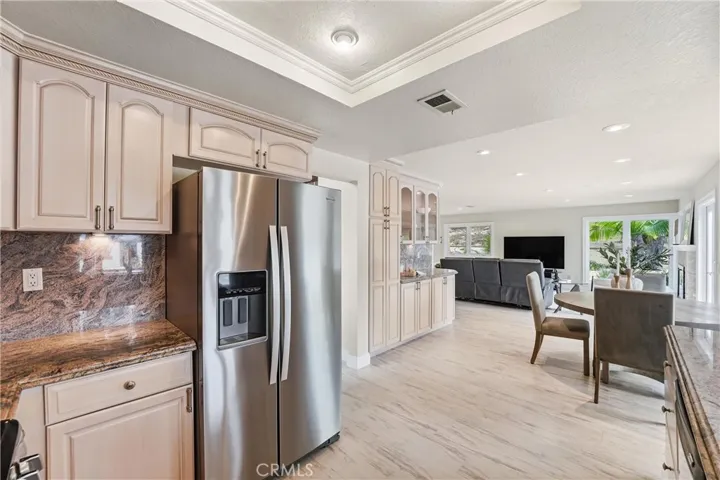 Kitchen opens to the family room