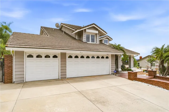 Spacious Deiveway