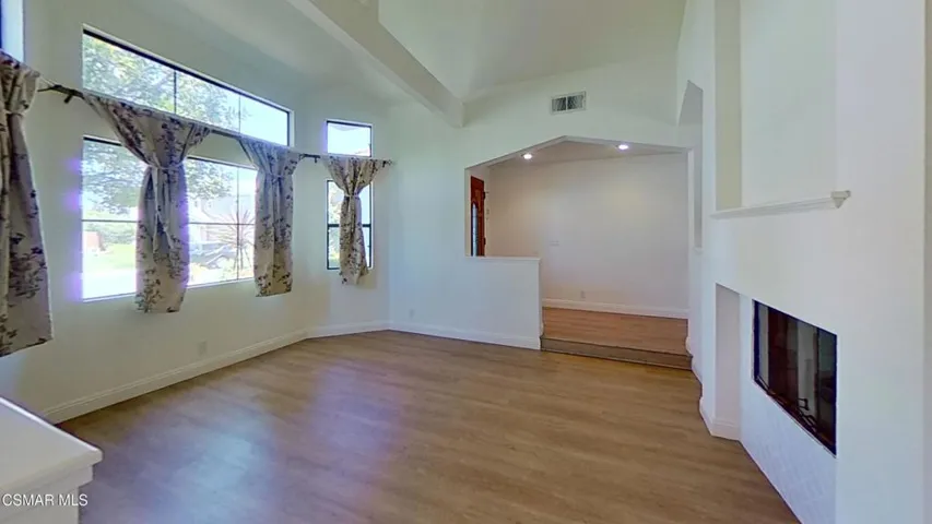 3012-Waunetta-Unfurnished (6)