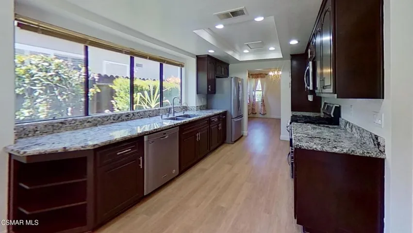 3012-Waunetta-Kitchen