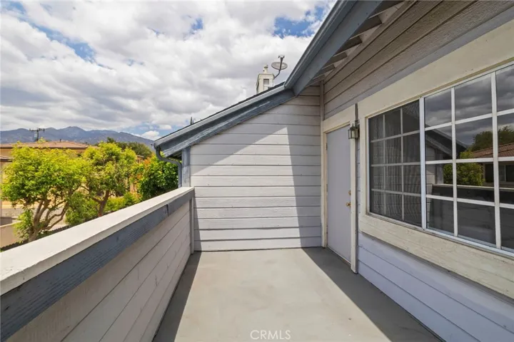 343 W Central J, Monrovia, California 91016